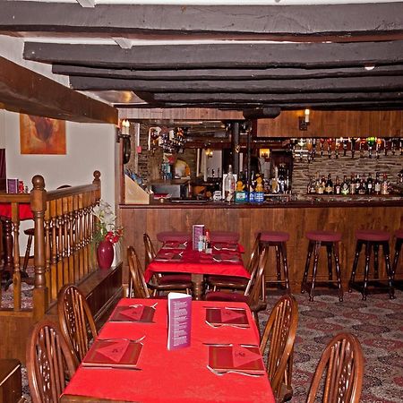 The White Hart Hotel Menheniot Dış mekan fotoğraf