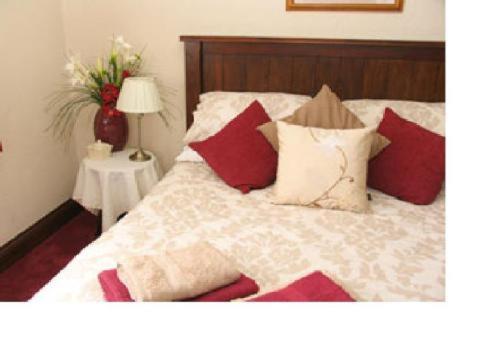 The White Hart Hotel Menheniot Dış mekan fotoğraf