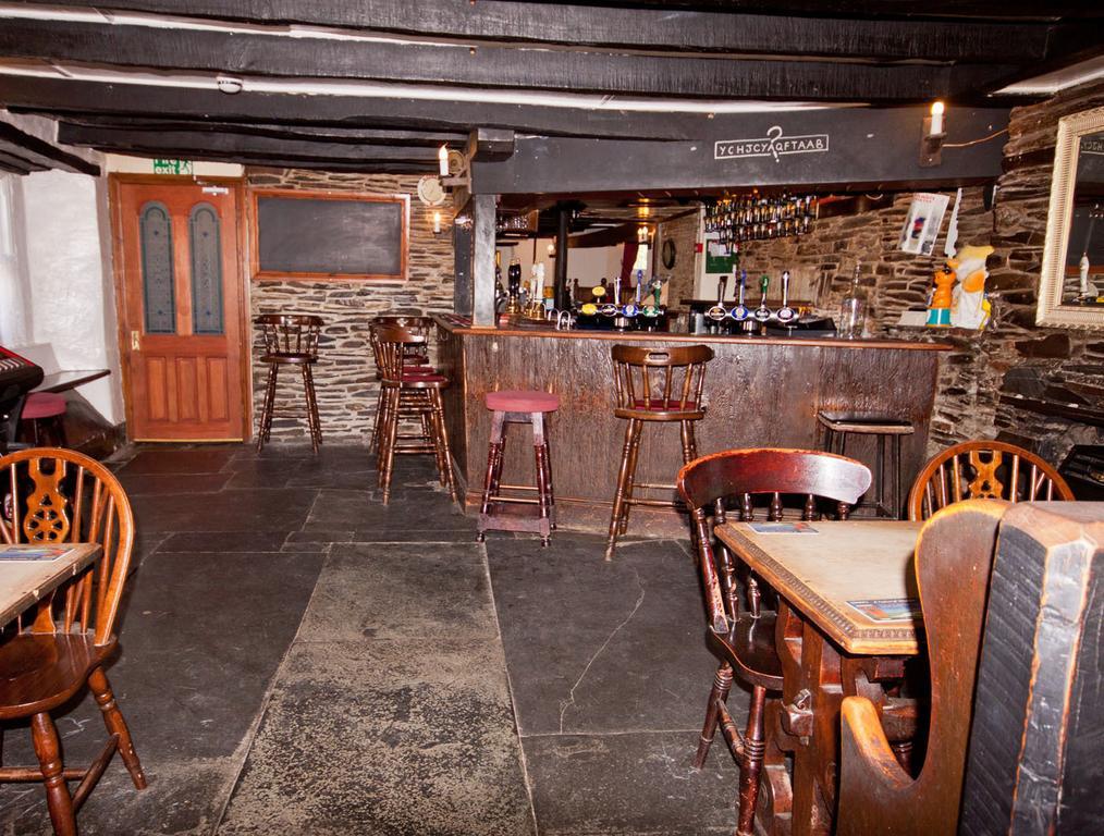 The White Hart Hotel Menheniot Dış mekan fotoğraf